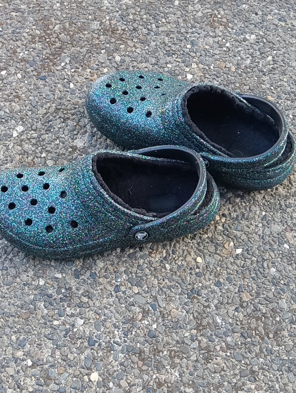 CROCS Glitter Lined Slip-Ons in Teal and Black